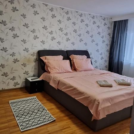 Marya'S Appartement Râmnicu Vâlcea Buitenkant foto