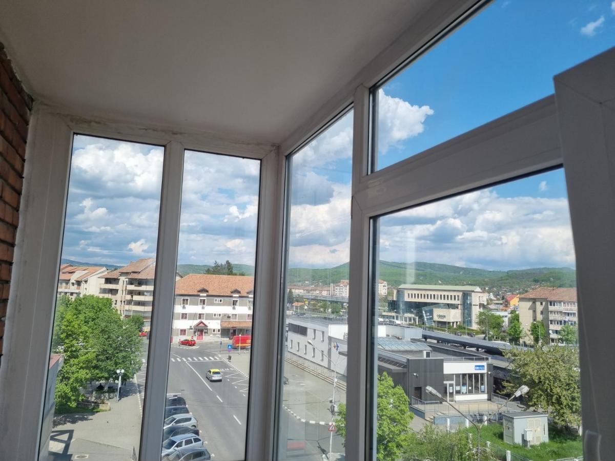 Marya'S Appartement Râmnicu Vâlcea Buitenkant foto