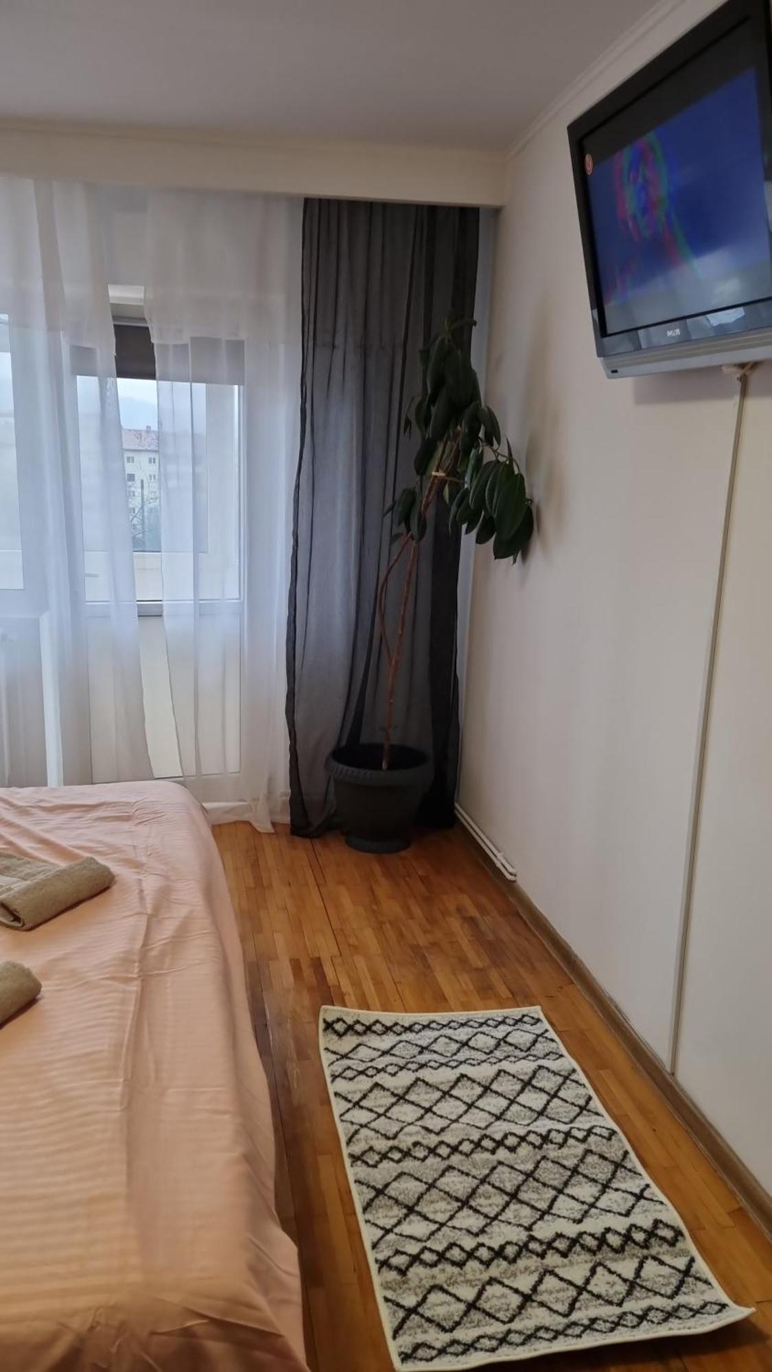 Marya'S Appartement Râmnicu Vâlcea Kamer foto
